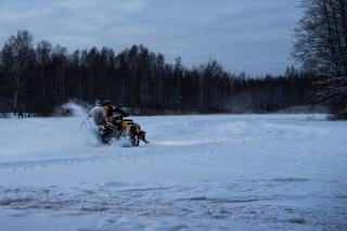 Hivernage quad et SSV : batterie, carburant et remisage